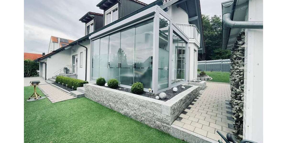 Haus zum Kaufen in Ulm 825.000 € 207 m² 7 zimmer