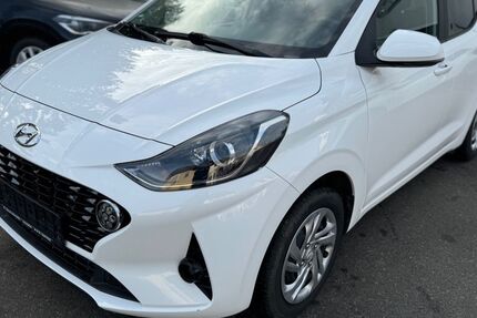 Hyundai i10 19.600 km 11.590 € Achstetten 88480