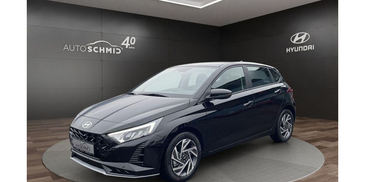 Hyundai i20 3.080 km 21.680 € Geislingen 73312