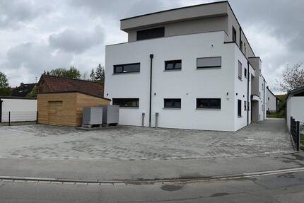 Wohnung Dietenheim - 3 Zimmer, 100 m&sup2;, 1.290&euro; | Angebot:26862155
