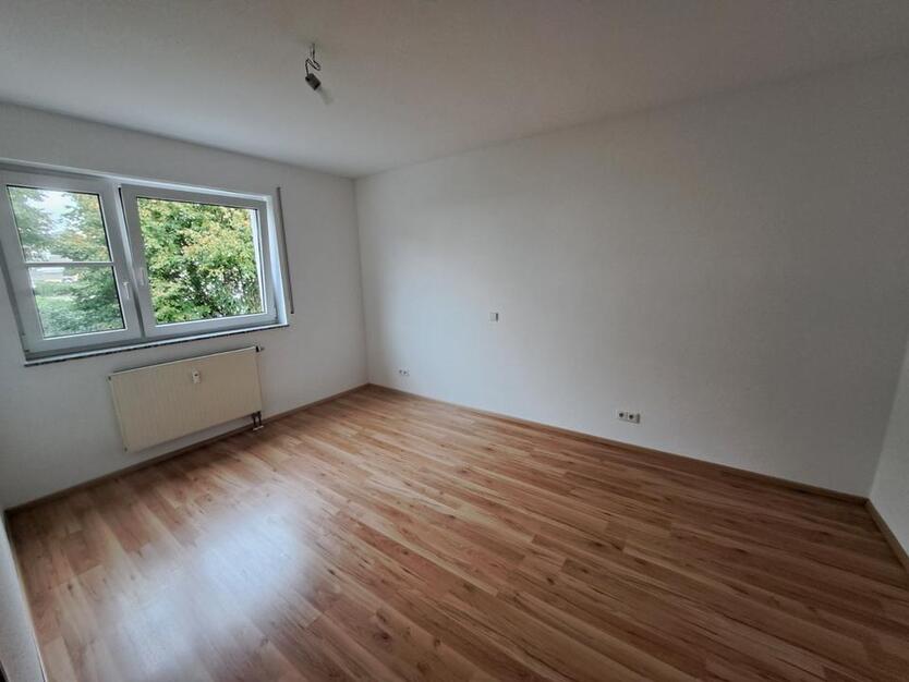 Schöne 2-Zimmer Wohnung zu vermieten in Senden-Ay zimmer