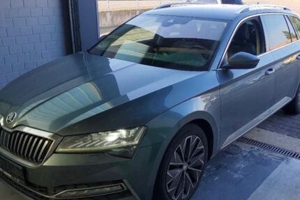 Skoda Superb 264.000 km 16.900 &euro; Ulm 89075