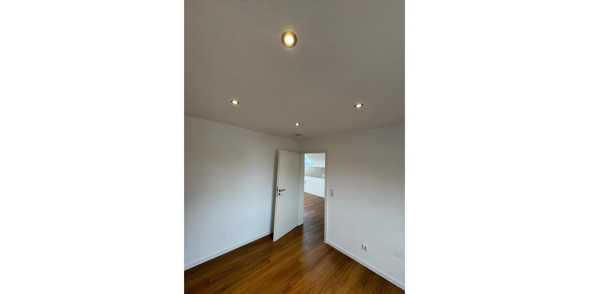 Dachgeschoßwohnung Langenau - 4 Zimmer, 84 m&sup2;, 1.145&euro; | Angebot:25513000