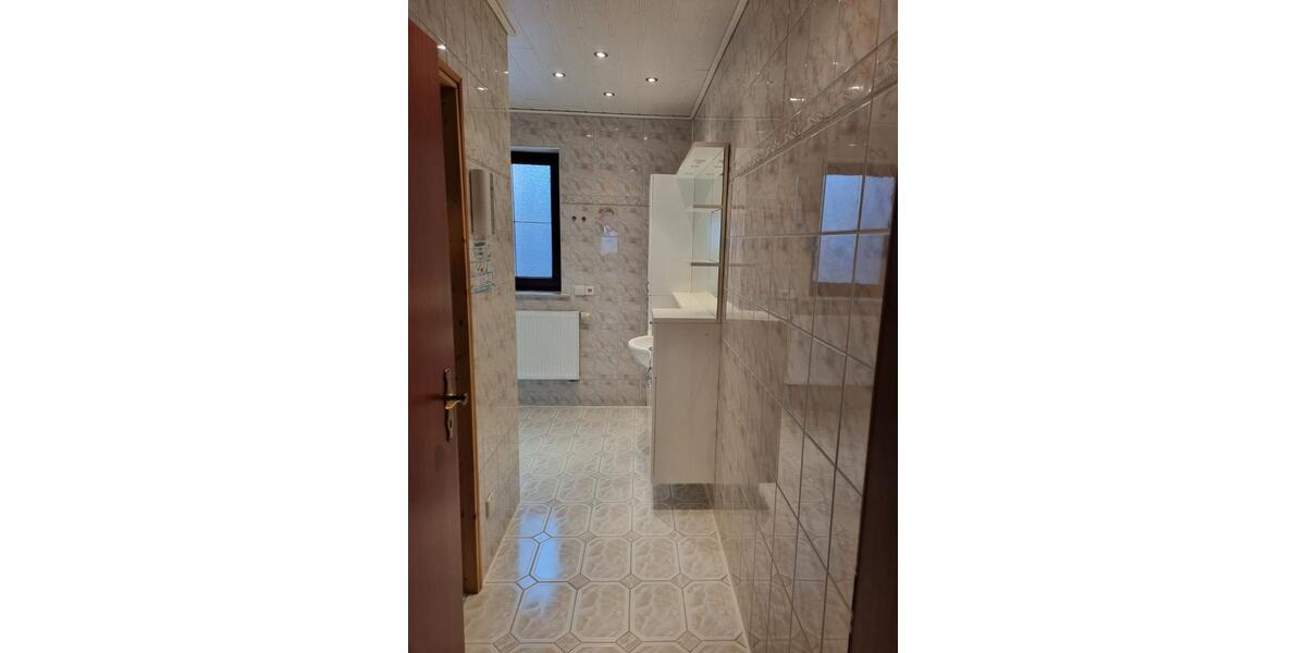 Etagenwohnung Lonsee - 3 Zimmer, 80 m&sup2;, 680&euro; | Angebot:26663424