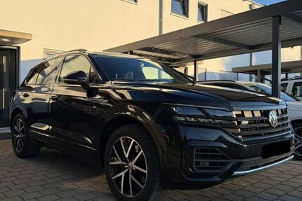 VW Touareg 83.000 km 44.200 &euro; Illertissen 89257