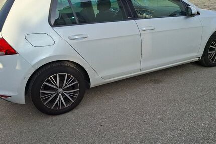 VW Golf 34.840 km 15.800 &euro; Vöhringen 89269
