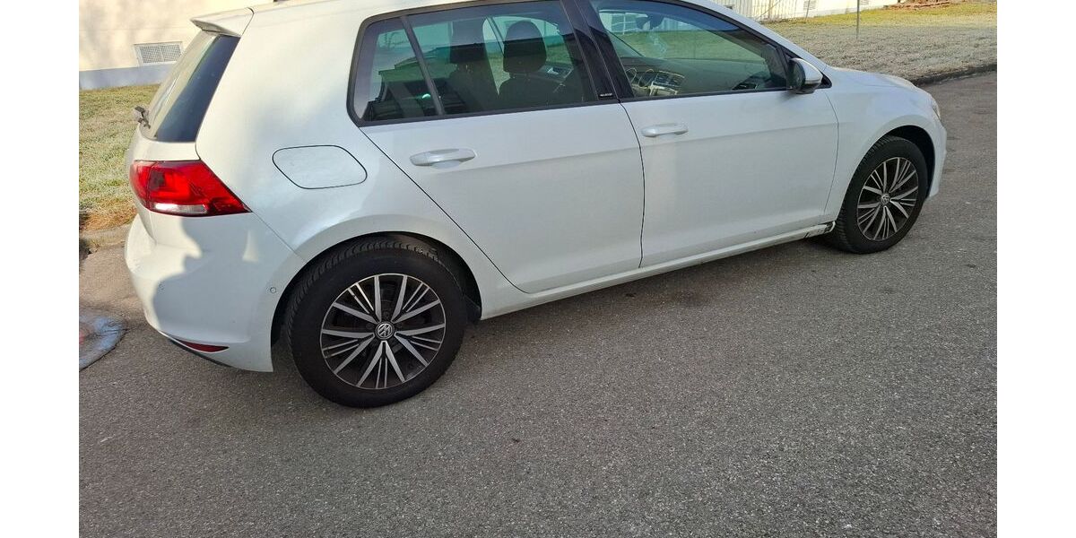 VW Golf 34.840 km 15.800 &euro; Vöhringen 89269