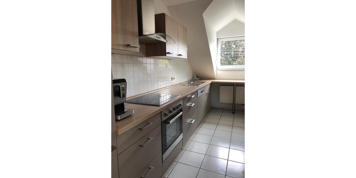 Dachgeschoßwohnung Günzburg - 3 Zimmer, 89 m&sup2;, 960&euro; | Angebot:26411253