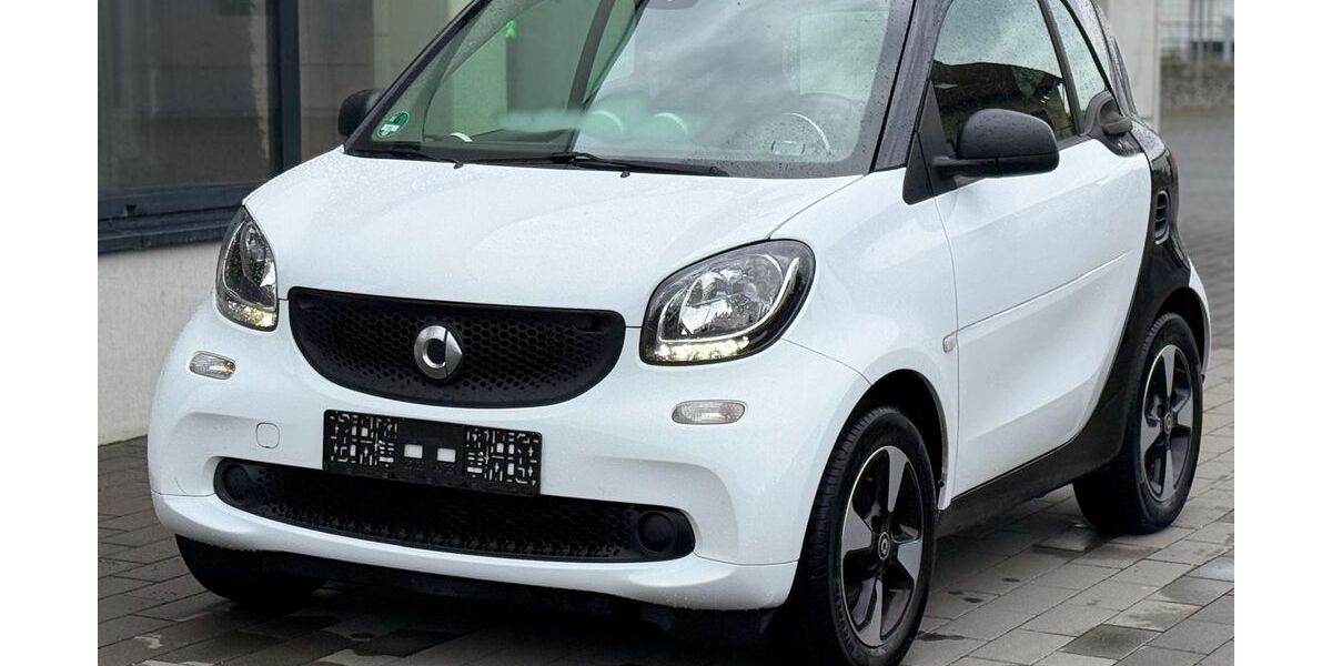 Smart ForTwo 110.033 km 7.990 &euro; Neu-Ulm Burlafingen 89233