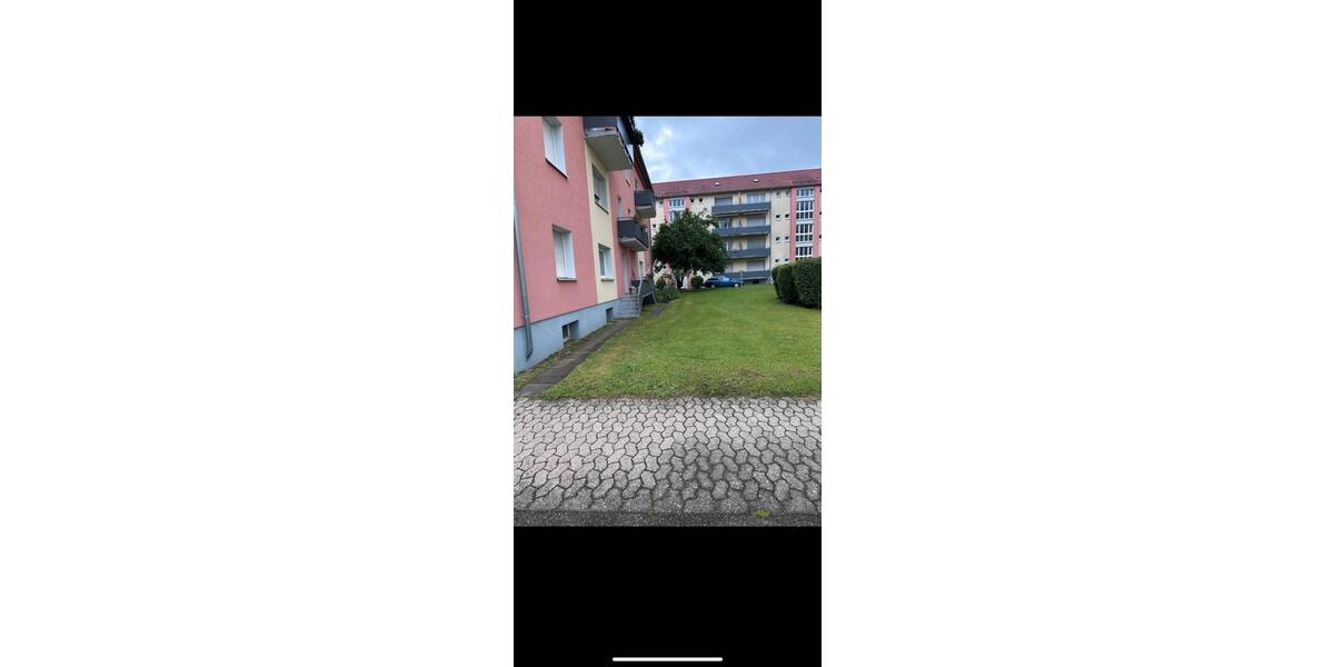 Erdgeschoßwohnung Ulm Obertalfingen - 3.5 Zimmer, 90 m&sup2;, 1.200&euro; | Angebot:26636225