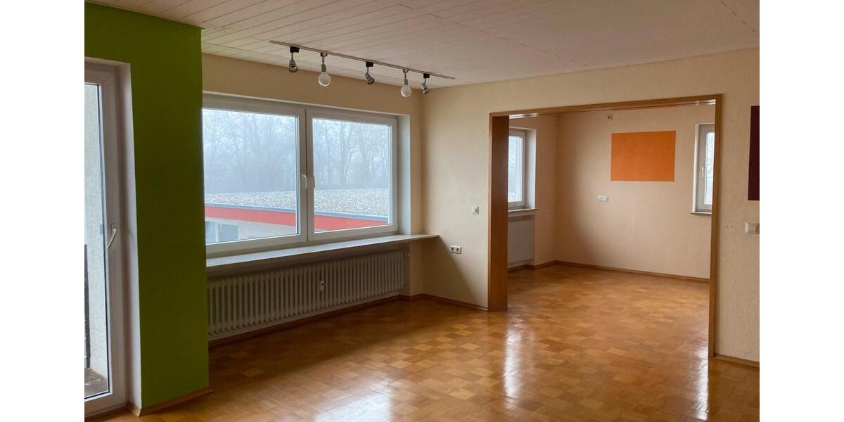 Wohnung 120 qm mit Balkon in Altheim Alb 4 zimmer