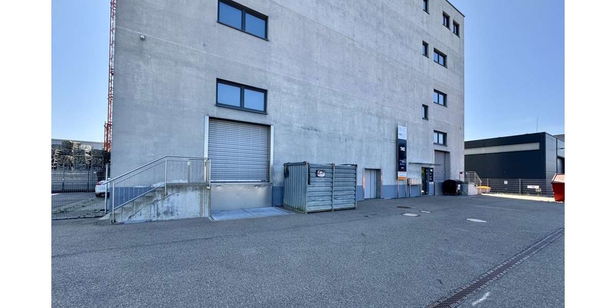 Lagerfläche ab sofort verfügbar - am Industrie- und Logistikstandort zimmer