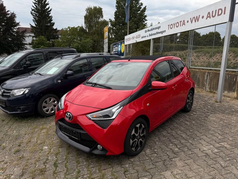 Toyota Aygo (X) 51.025 km 12.490 € Ehingen 89584