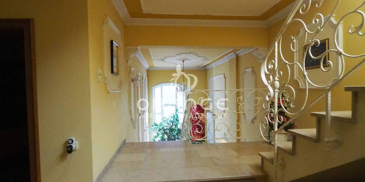 *** Hochwertiges Einfamilienhaus mit Büro und Lagerflächen in zentraler Lage von Blaubeuren *** 7 zimmer