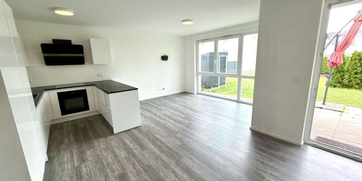 Etagenwohnung Illertissen - 3 Zimmer, 82 m&sup2;, 1.250&euro; | Angebot:26914635
