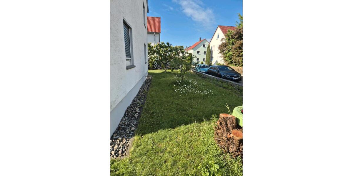 Hochparterre Ulm Donautal - 4.5 Zimmer, 136 m&sup2;, 1.500&euro; | Angebot:26670370