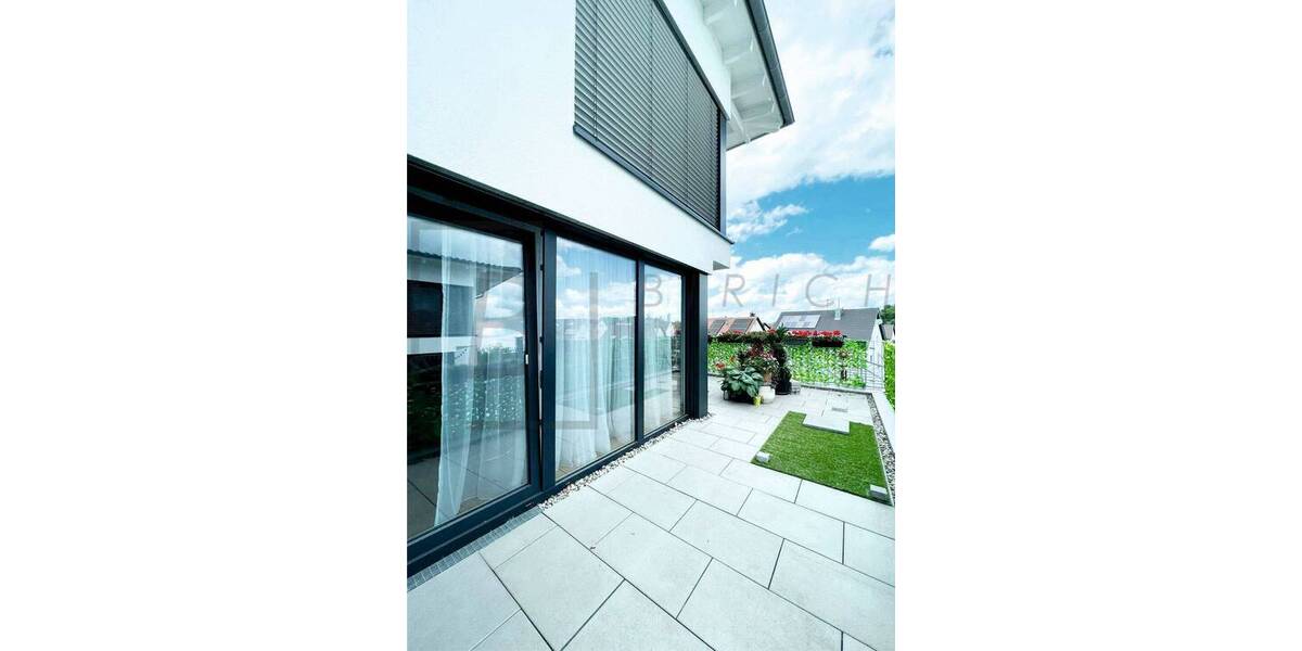 KfW-55 Exklusive Doppelhaushälfte in Nersingen mit Doppelgarage- Ihr neues Zuhause 5 zimmer