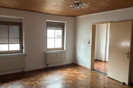 Wohnung Ichenhausen - 3 Zimmer, 87 m&sup2;, 950&euro; | Angebot:25283553