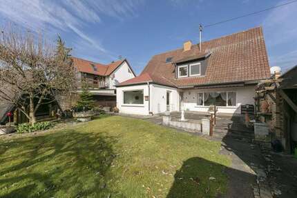 Haus Neu-Ulm / Jedelhausen Jedelhausen - 9.5 Zimmer, 188 m&sup2;, 495.000&euro; | Angebot:26266370