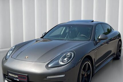 Porsche Panamera 204.899 km 26.990 € Laupheim 88471