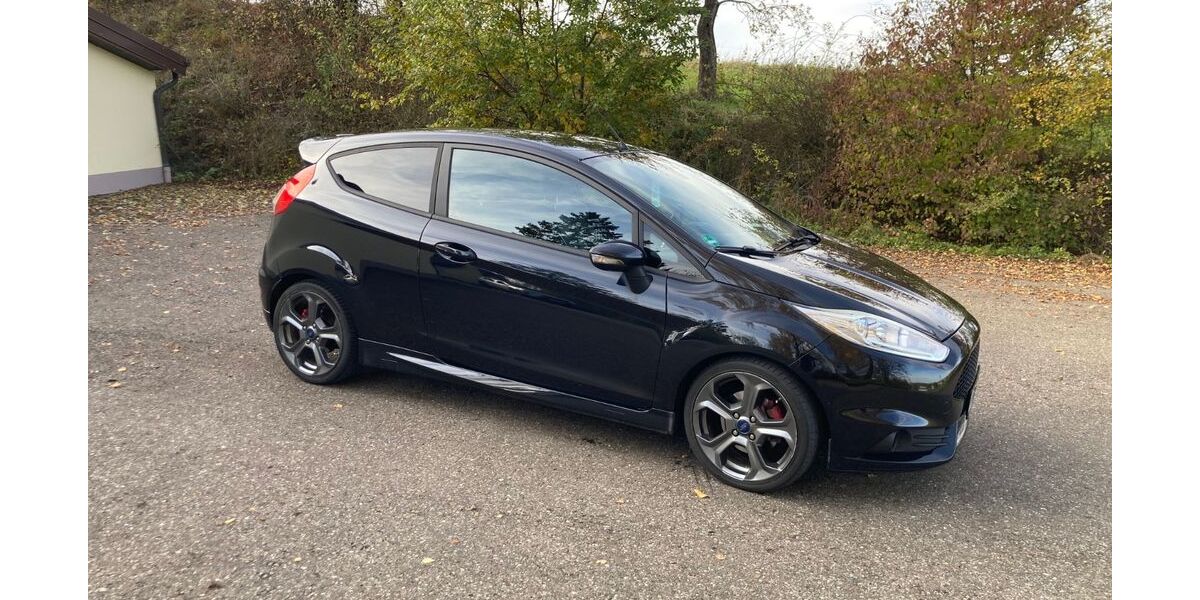 Ford Fiesta 146.000 km 9.700 &euro; Niederstotzingen 89168
