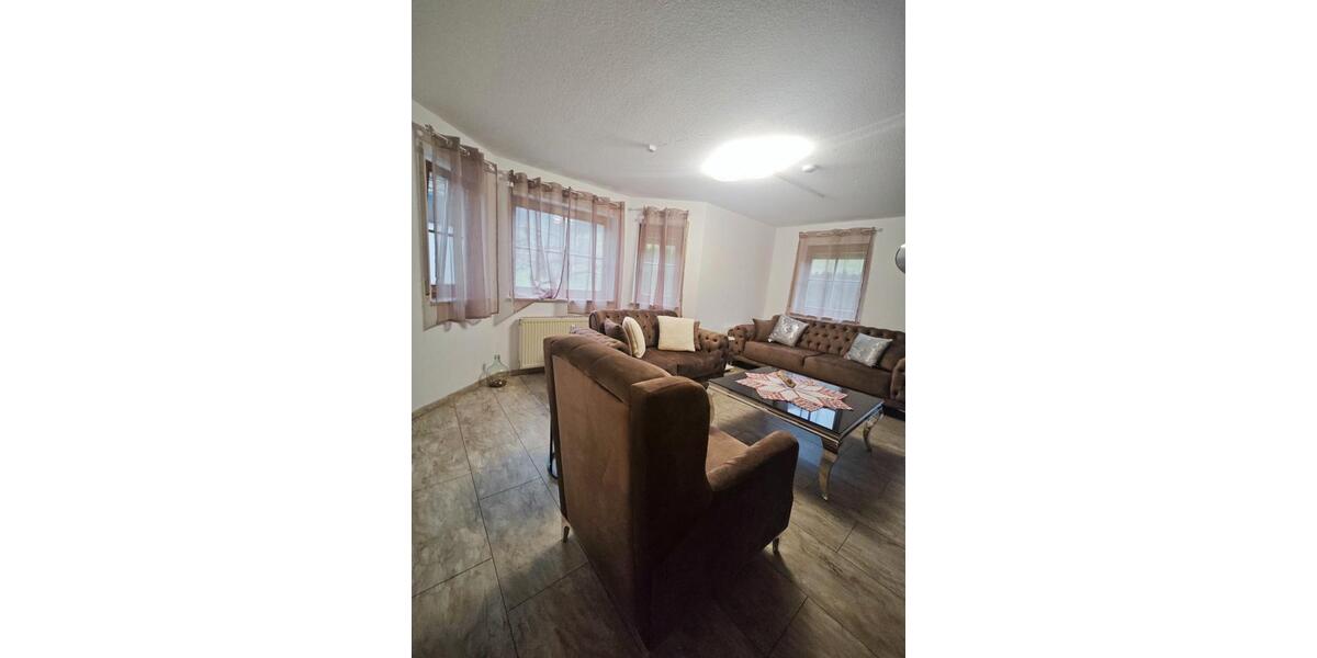 Hochparterre Kuchen - 2 Zimmer, 70 m&sup2;, 160.000&euro; | Angebot:27024815