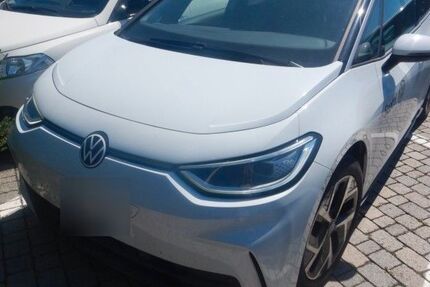 VW ID.3 9.980 km 30.390 € Kuchen 73329
