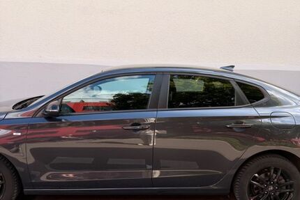 Hyundai i30 127.000 km 13.500 &euro; Ulm 89077