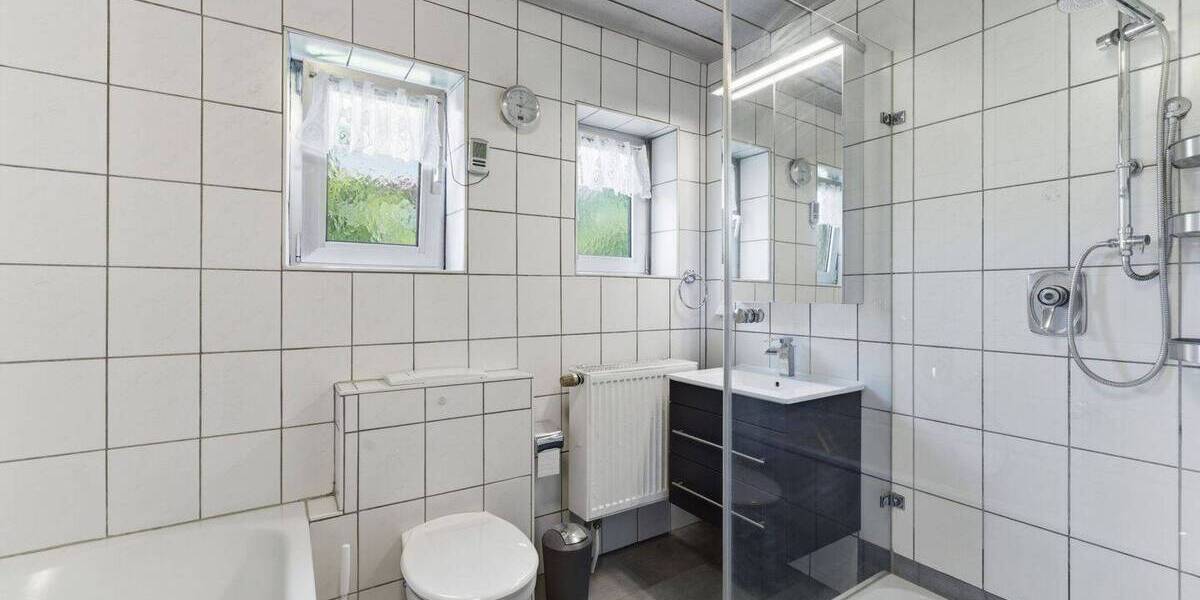 Mehrfamilienhaus, Wohnhaus Neu-Ulm Burlafingen - 1 Zimmer, 202 m&sup2;, 725.000&euro; | Angebot:26868375