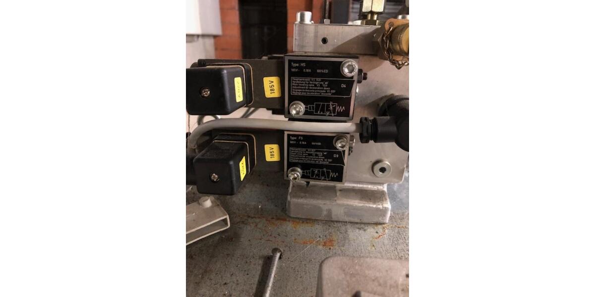 ALGI Hydraulik Aufzug Steuerblock Type: AZSTB I und II 3u.4 MR zimmer