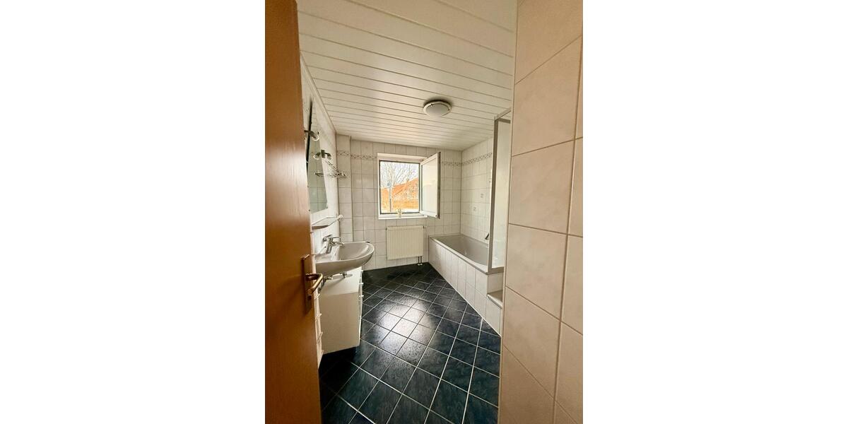 Etagenwohnung Herbrechtingen - 2 Zimmer, 75 m&sup2;, 850&euro; | Angebot:26234268