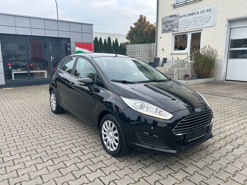 Ford Fiesta 128.650 km 6.800 € Burgau 89331