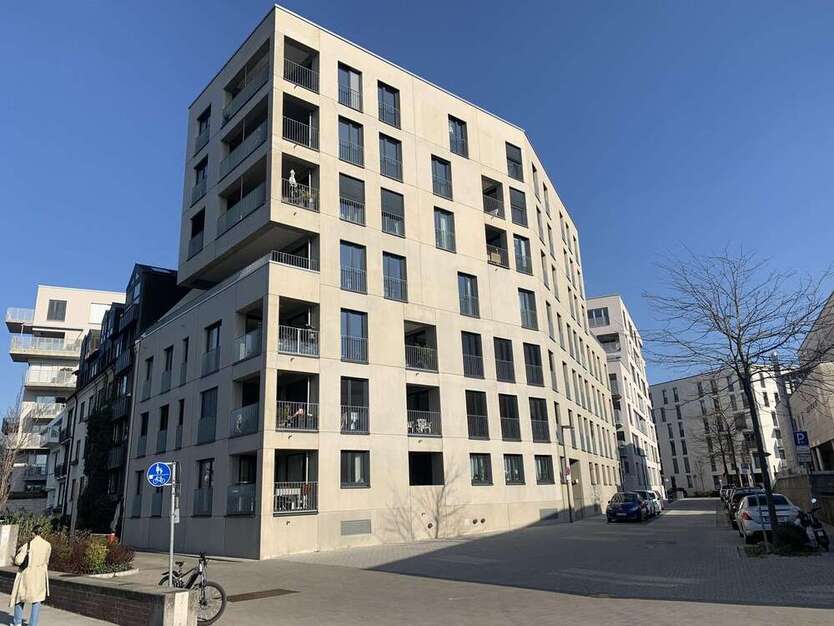 Wohnung zum Kaufen in Neu-Ulm 633.336 € 91 m²