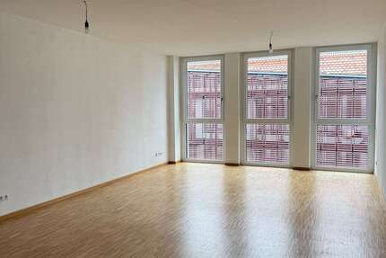 Wohnung Ulm Oststadt - 2 Zimmer, 76 m&sup2;, 1.200&euro; | Angebot:25223087