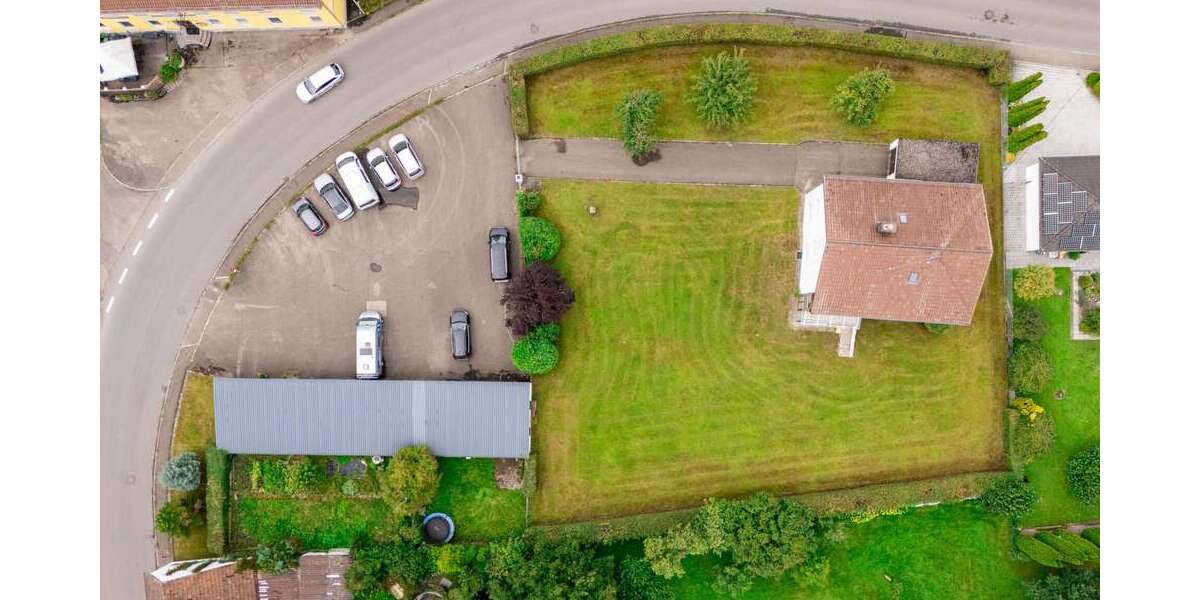 Haus zum Kaufen in Ulm Donaustetten 1.490.000 € 191 m² 6.5 zimmer