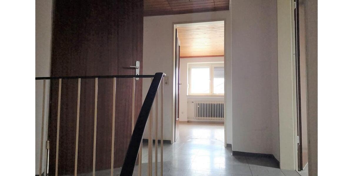 Sonnige Doppelhaushälfte in ruhiger Lage in Bollingen Dornstadt 6 zimmer