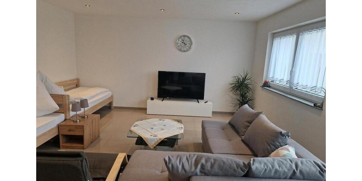 Etagenwohnung Ehingen (Donau) - 2 Zimmer, 64 m&sup2;, 880&euro; | Angebot:26086227