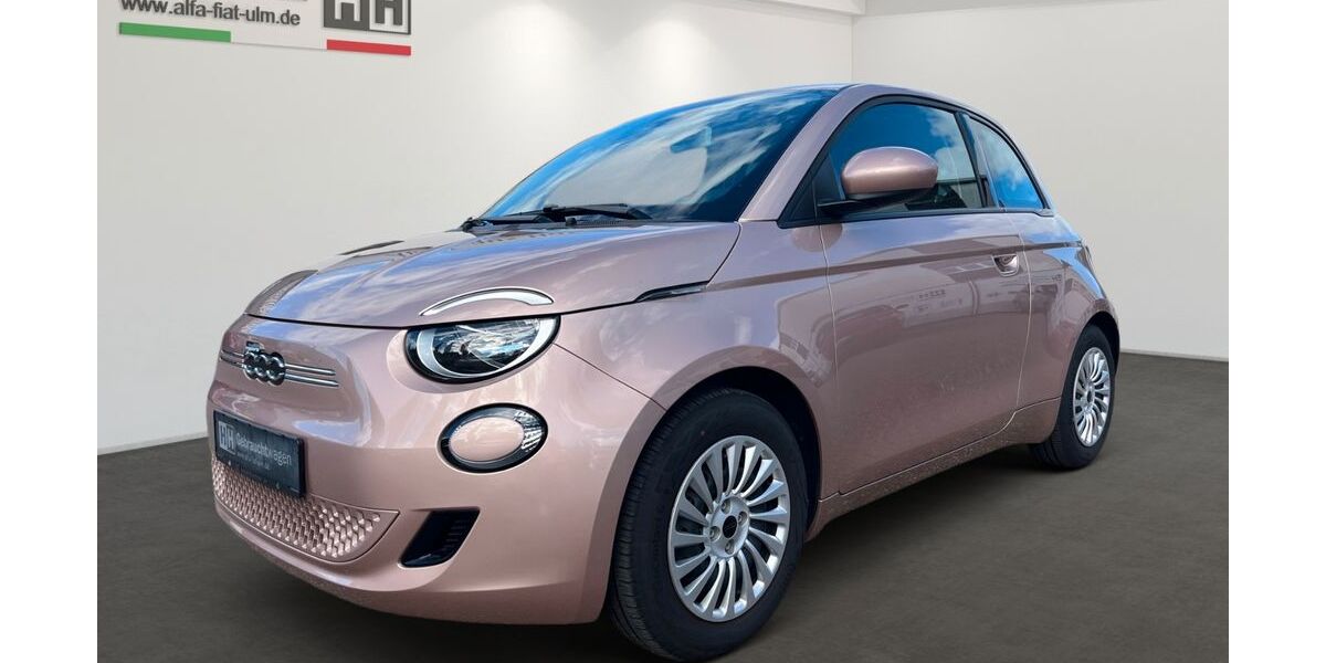Fiat 500e 8.300 km 24.490 &euro; Ulm 89081