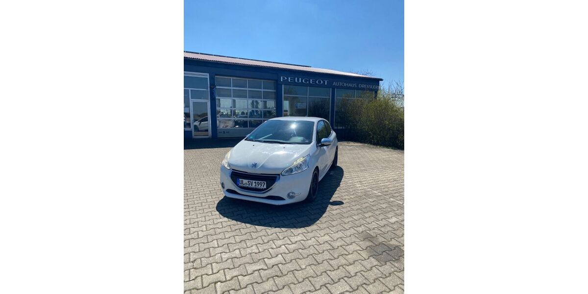 Peugeot 208 170.000 km 2.500 &euro; Suppingen 89150