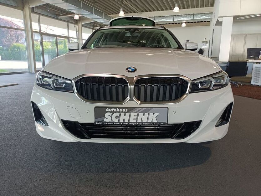 318