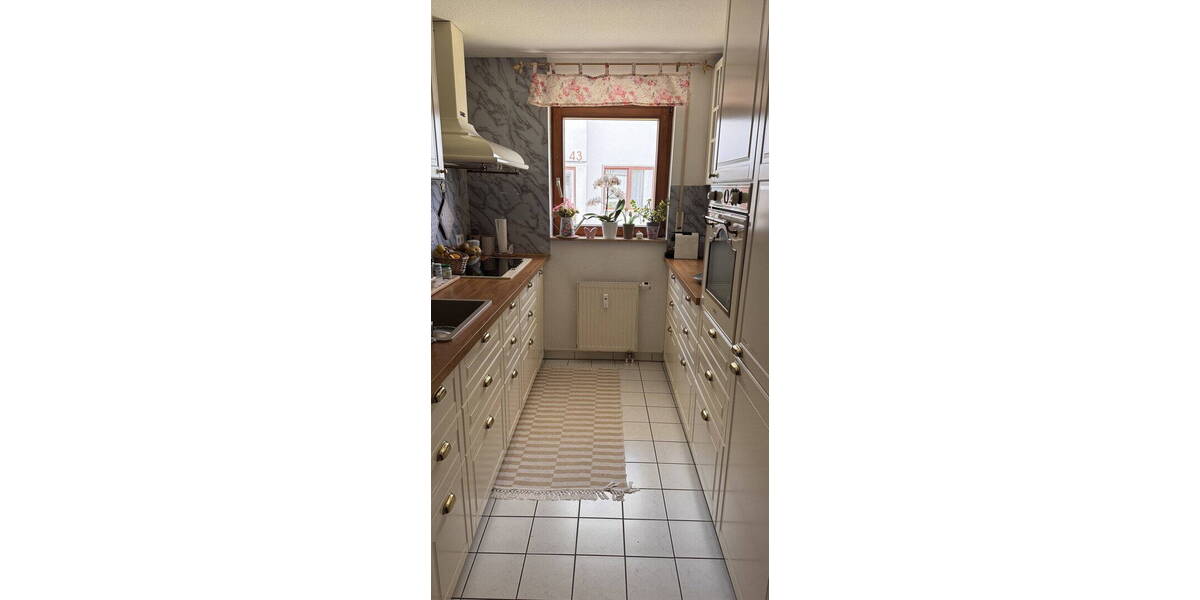 Etagenwohnung Laichingen - 3 Zimmer, 75 m&sup2;, 950&euro; | Angebot:26820266