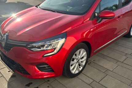 Renault Clio 67.325 km 10.900 &euro; Achstetten 88480