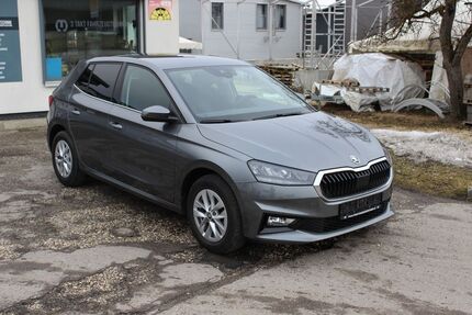 Skoda Fabia 13.400 km 21.490 &euro; Altheim (Alb) 89174