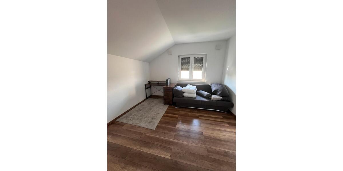 Einfamilienhaus Weidenstetten - 6 Zimmer, 146 m&sup2;, 2.000&euro; | Angebot:26162446