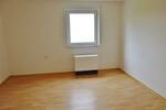 Etagenwohnung Bernstadt - 3 Zimmer, 100 m&sup2;, 700&euro; | Angebot:26798811