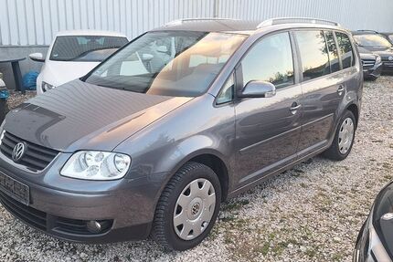 VW Touran 247.600 km 1.490 € Neu-Ulm 89231