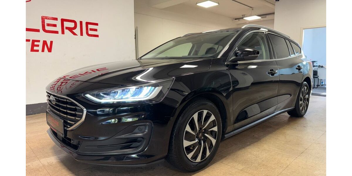 Ford Focus 90.000 km 15.990 € Amstetten 73340