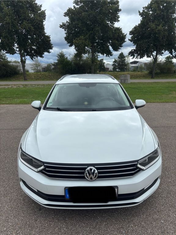 VW Passat 163.500 km 13.400 € Burgau 89331