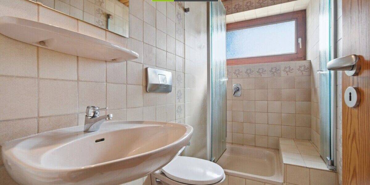 Mehrfamilienhaus, Wohnhaus Neu-Ulm Pfuhl - 6 Zimmer, 199 m&sup2;, 649.000&euro; | Angebot:26891753