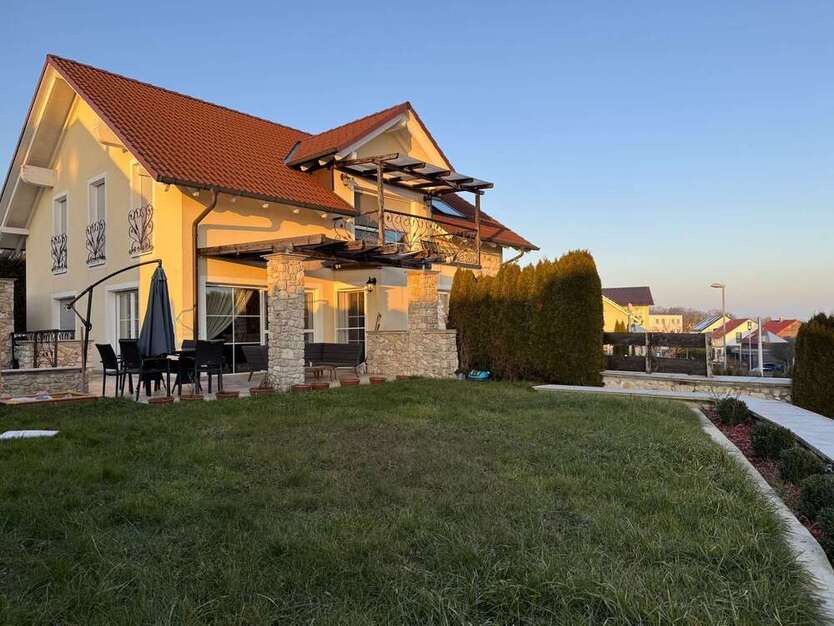 Haus zum Kaufen in Ulm 1.635.000 € 308.53 m²